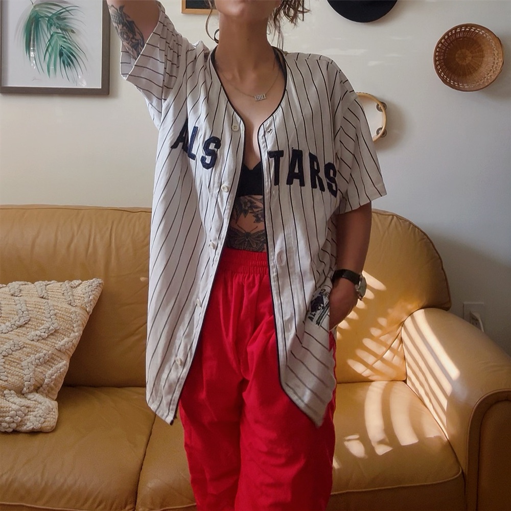 vintage looney tunes jersey